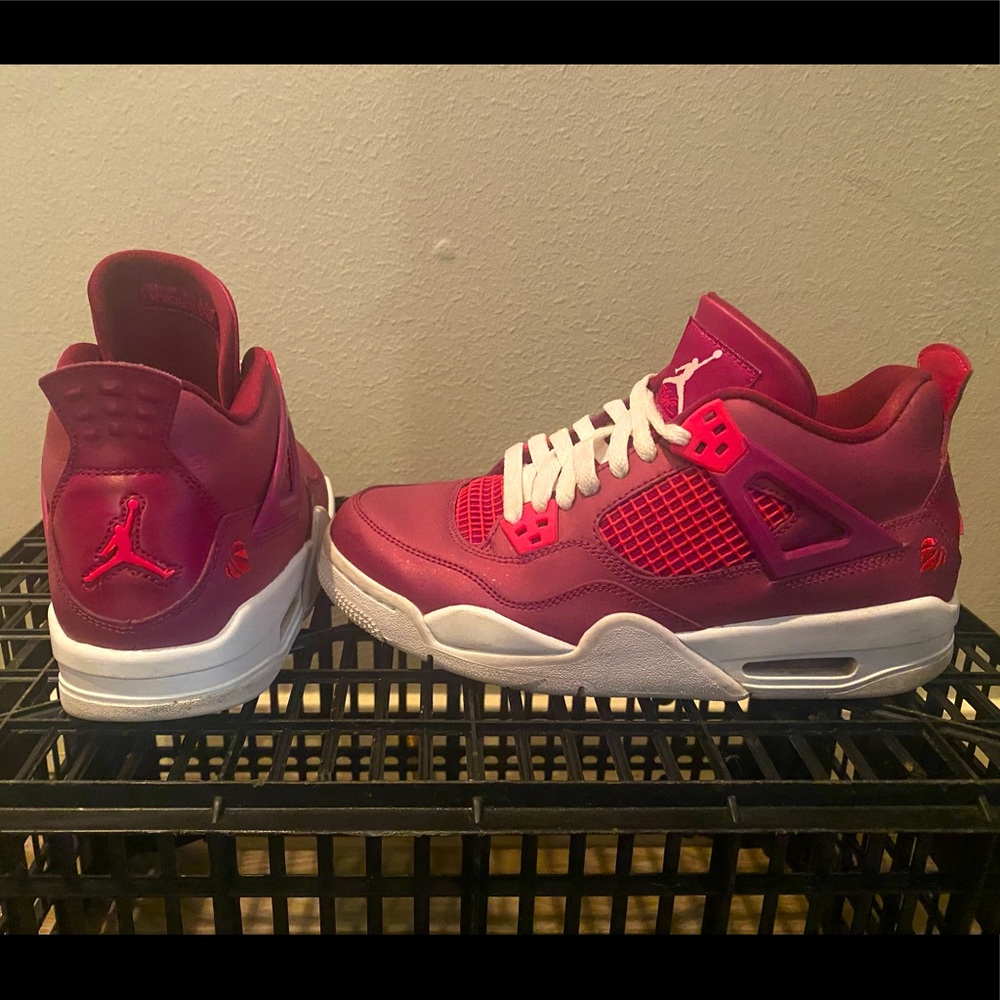 Women Air Jordan 4 Retro Valentines Day: True Berry Pink Rush